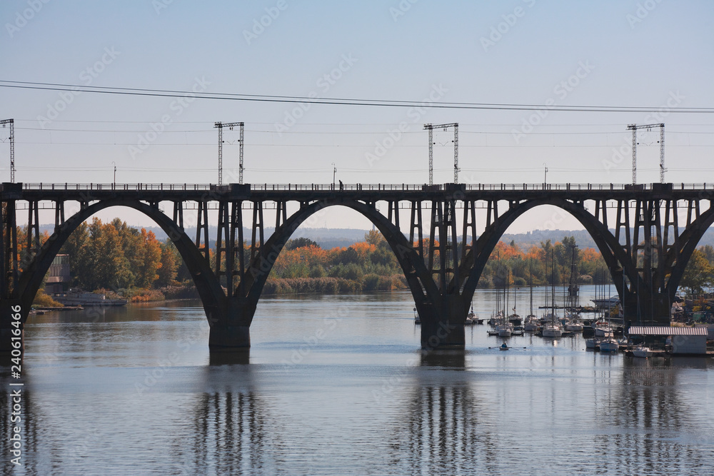 Fototapeta premium Railway bridge in Dnepropetrovsk
