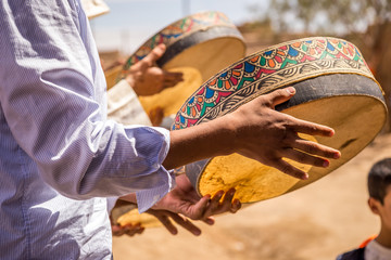 Stickers Marokko Berberbruiloft in Merzouga woestijn  © matiplanas