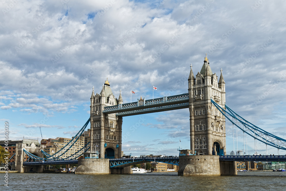 Obraz premium Tower Bridge - London - England - UK