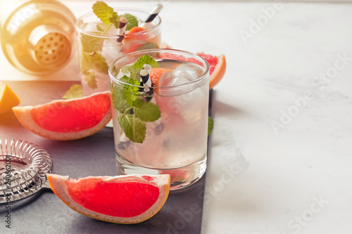 Cocktail or refreshing with grapefruit and mint