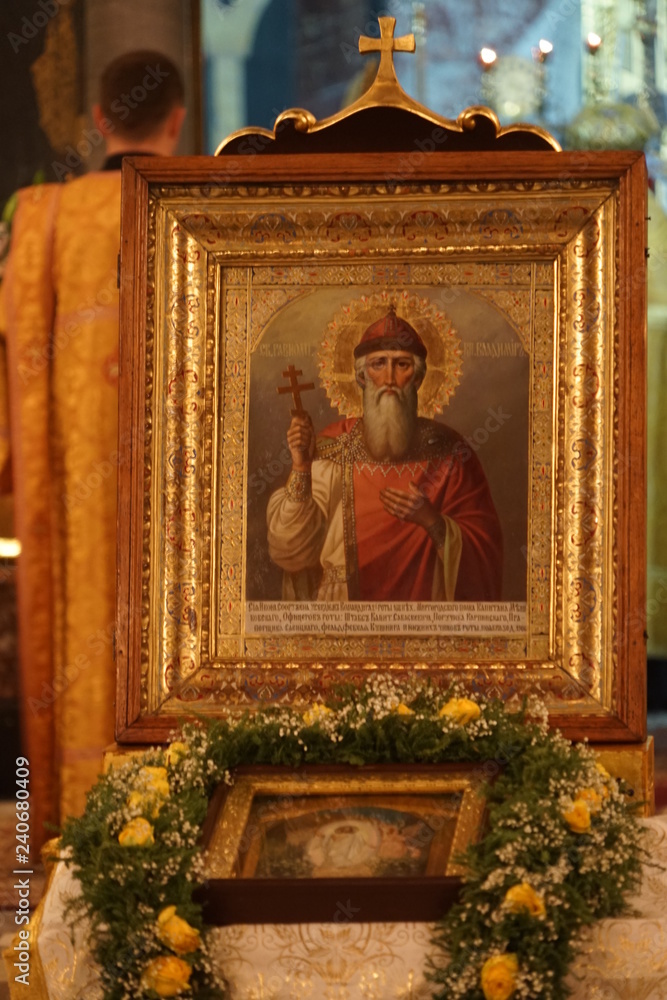 Fototapeta premium Interior of St. Vladimir's Cathedral in Kiev, Ukraine