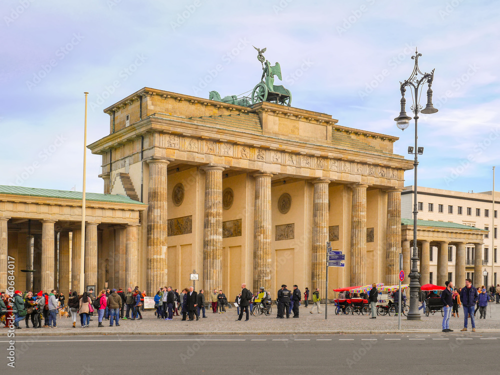 Fototapeta premium Brama Brandenburska w Berlinie
