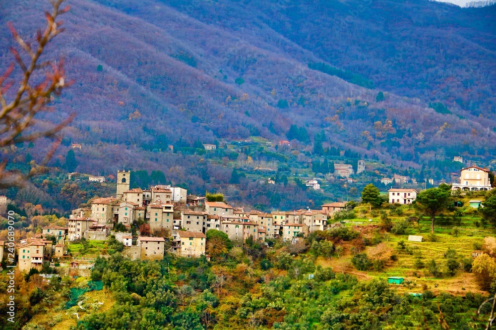 Sorana, Tuscany Nature Moments 