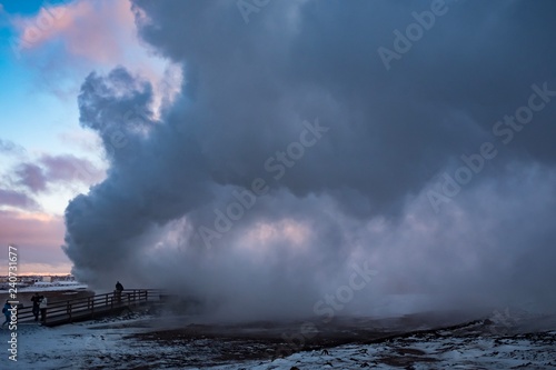 heiße Thermalquellen in Reykjanes, Island © Thomas