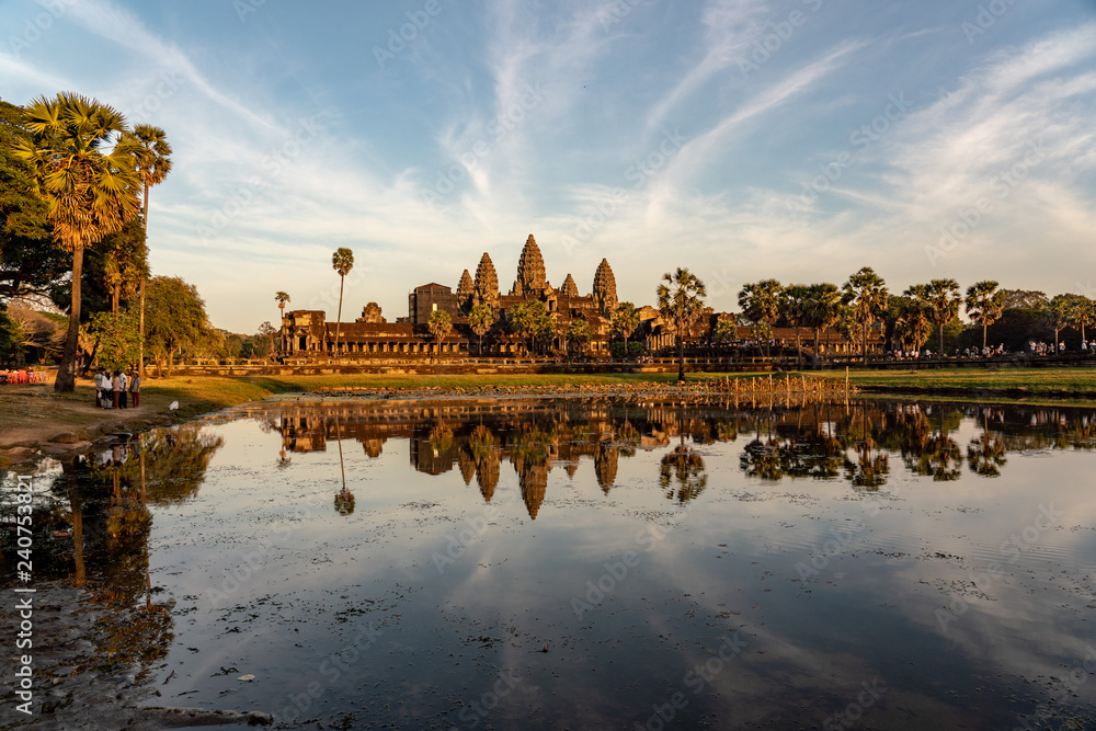 Naklejka premium Angkor Wat at Sunset