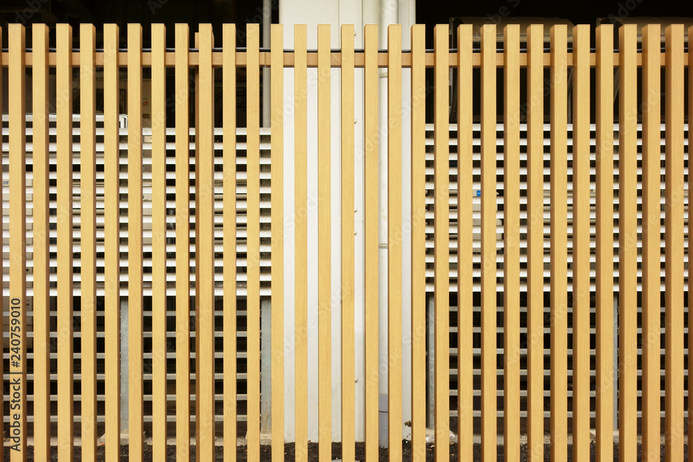 木製の目隠しフェンス
