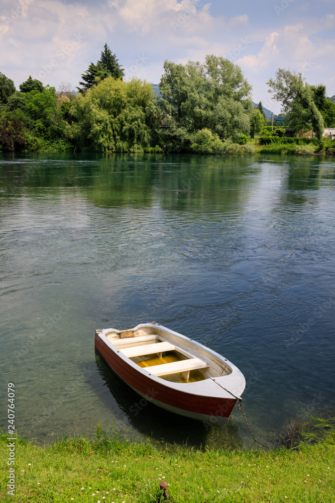 barche sul fiume Adda