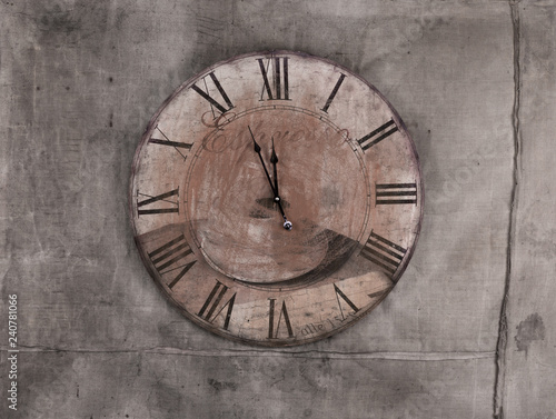 Wallpaper Mural old clock face on dirty wall Torontodigital.ca