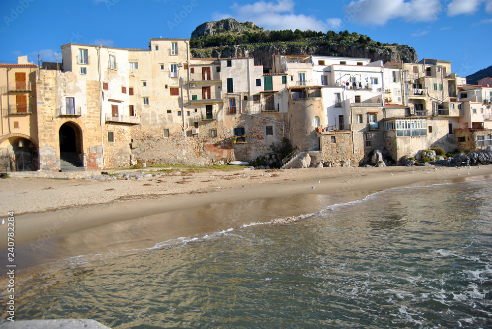 Case sulla spiaggia