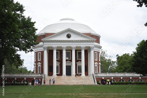 фотографія UVA Rotunda