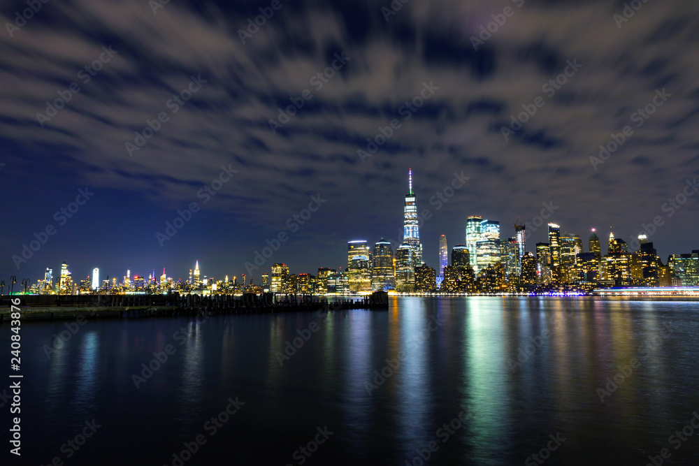Obraz premium New York City skyline at night