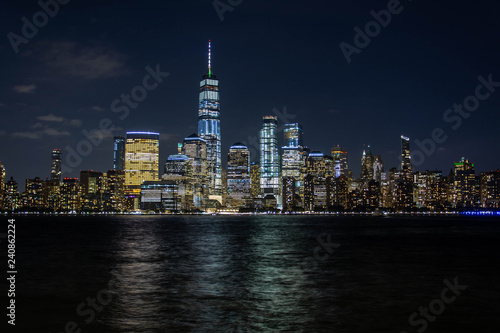 One World Trade Center bei Nacht © Tobias