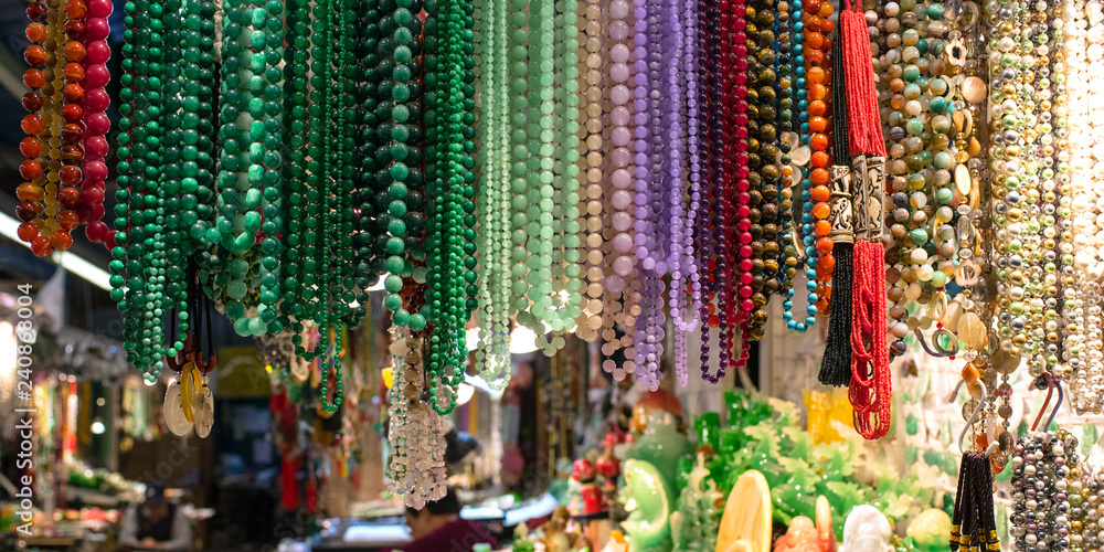 Obraz premium Jade market in Hong Kong 香港の翡翠市場