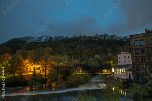 Vorstadt im Abendlicht 