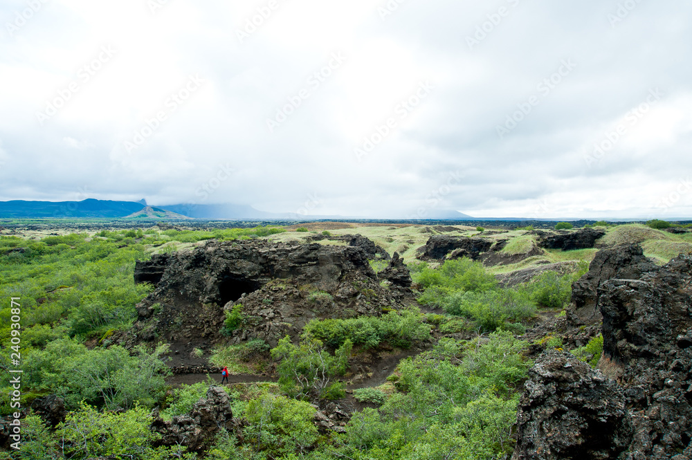 Blick über die isländische Vulkanlandschaft