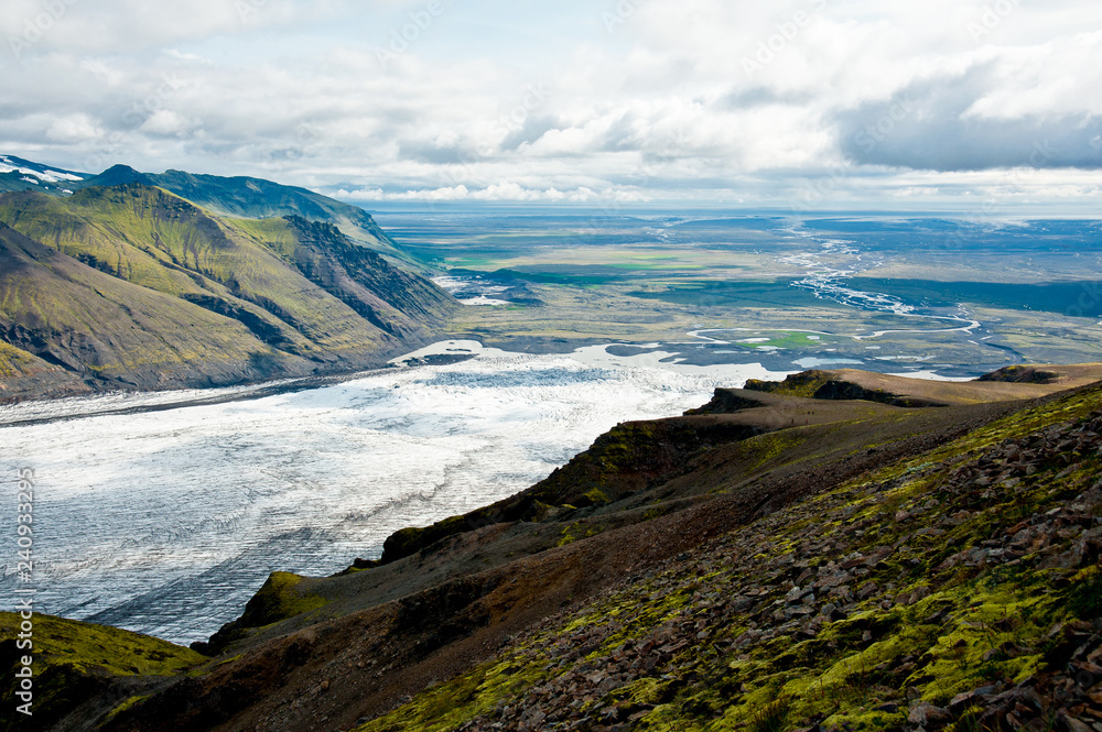 Weiter Blick ins Skaftafell Nationalpark auf Island