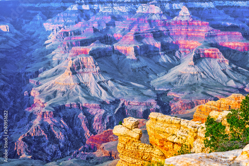 фотографія Amazing natural geological formation - Grand Canyon in Arizona, Southern Rim