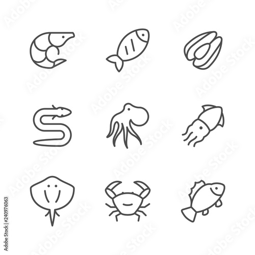 Set line icons of seafood