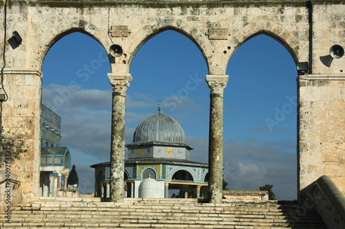 Arch in Arabic style on the Temple Mount
