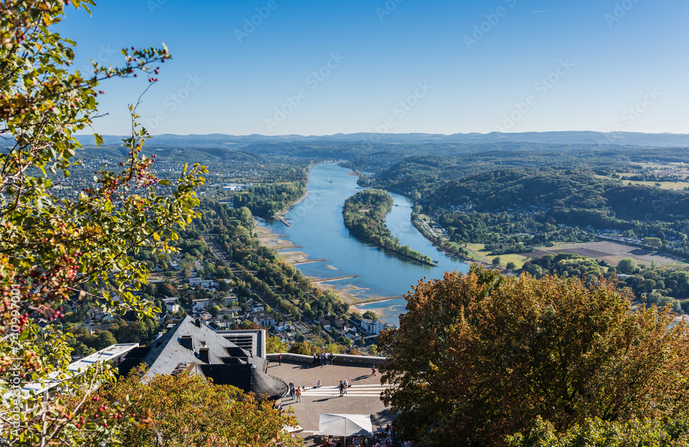Blick vom Drachenfels zum Rhein
