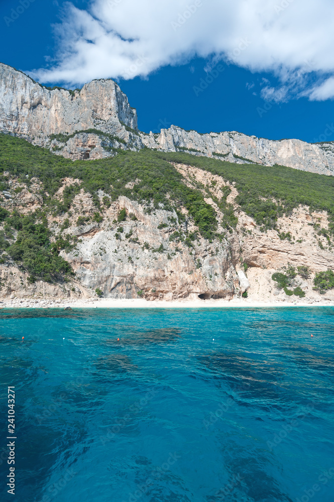 Küste am Golfo di Orosei auf Sardinien, Italien.
