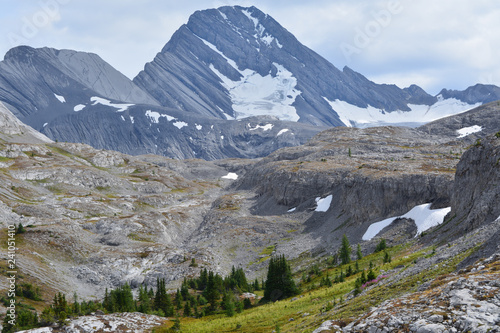Foto View of Mt Sir Douglas from Burstall Pass Trail, Kananaskis, Alberta