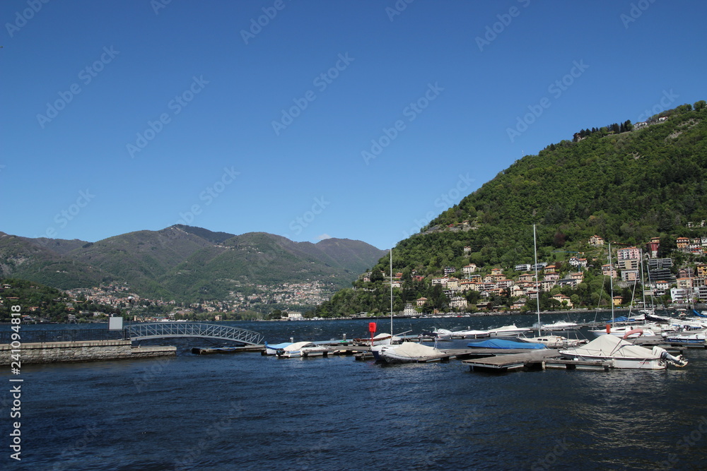 Comer See in Italien - Wasser und Boote