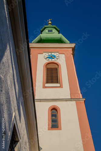 Kahlenbergerdorf im Herbst in Wien, Österreich photo