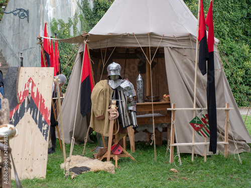 Bild auf Leinwand Clothing of the medieval knight