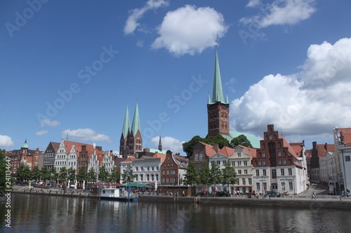 Lübeck, Partie an der Untertrave mit Marien- und Petrikirche photo