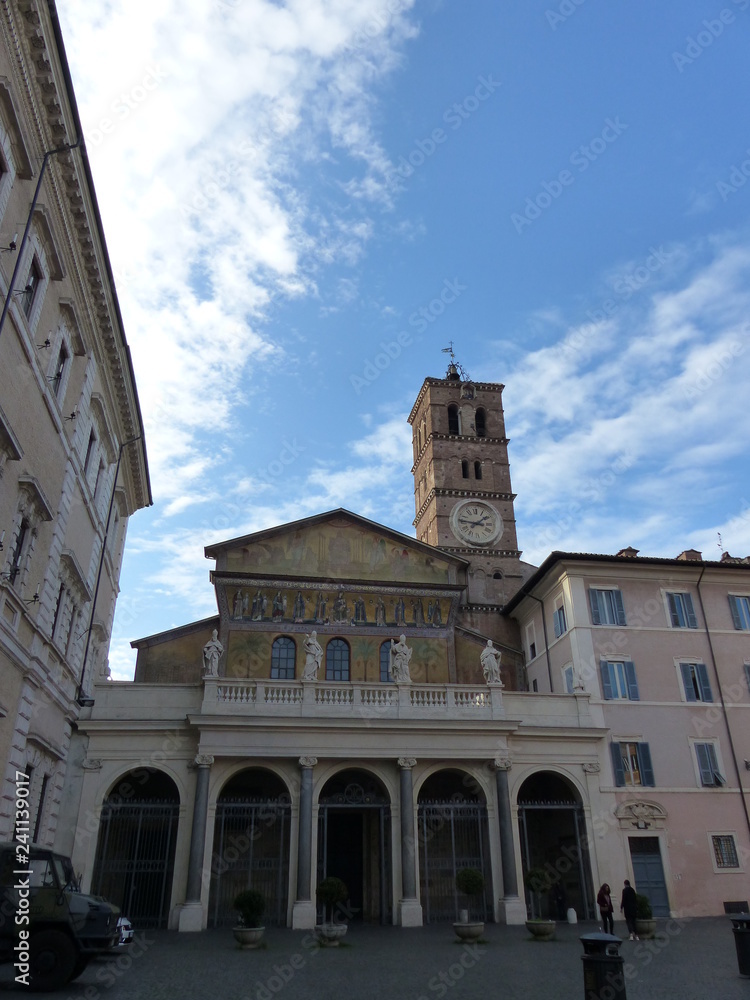Basilica di Santa Maria in Trastevere a Roma in Italia
