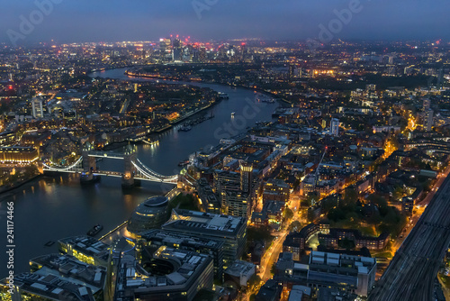 Canvas Print Aerial view of river Thames in London at night