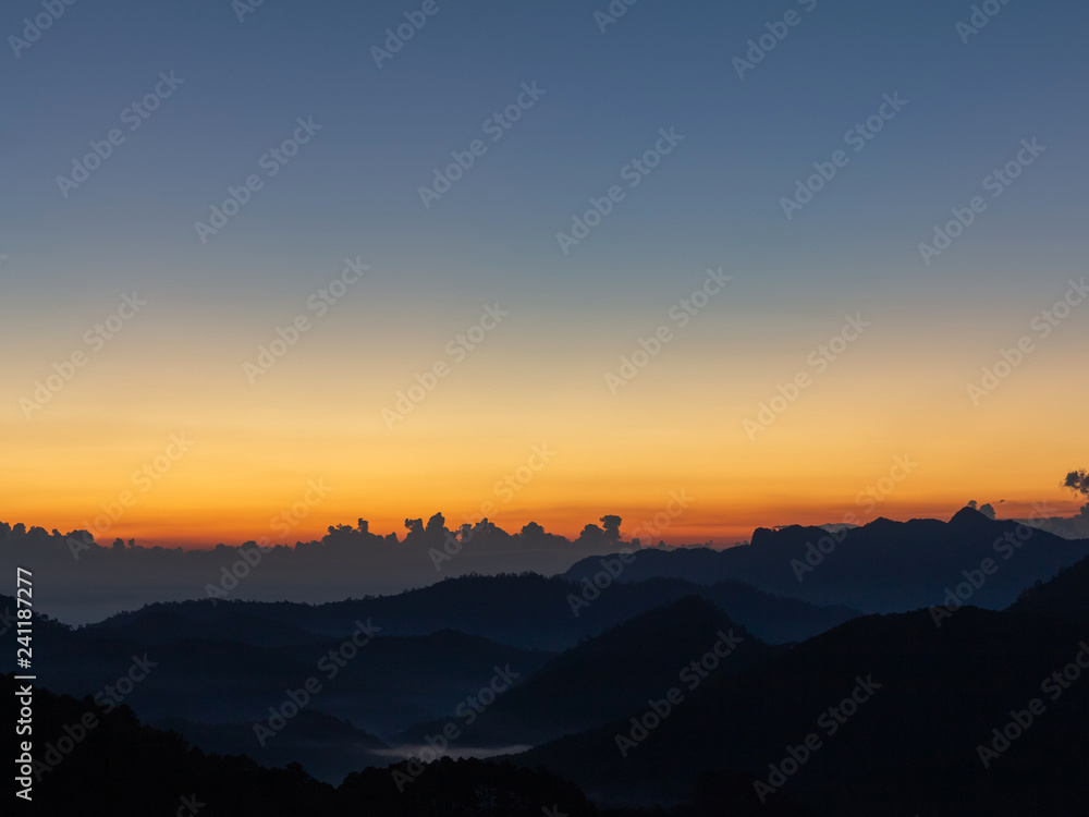 Obraz premium colorful of sky in the evening or morning at famous mountain in Thailand