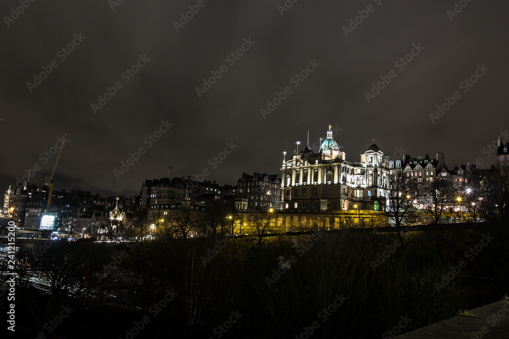 Fototapeta premium Edimburgo skyline