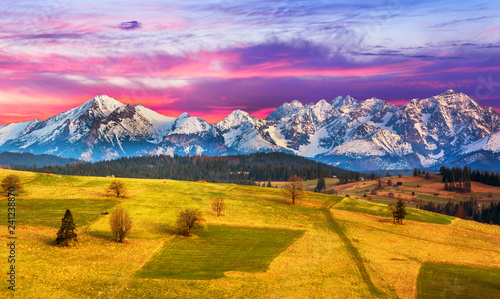 Fototapeta Naklejka Na Ścianę i Meble -  Polish mountains Tatry at sunset