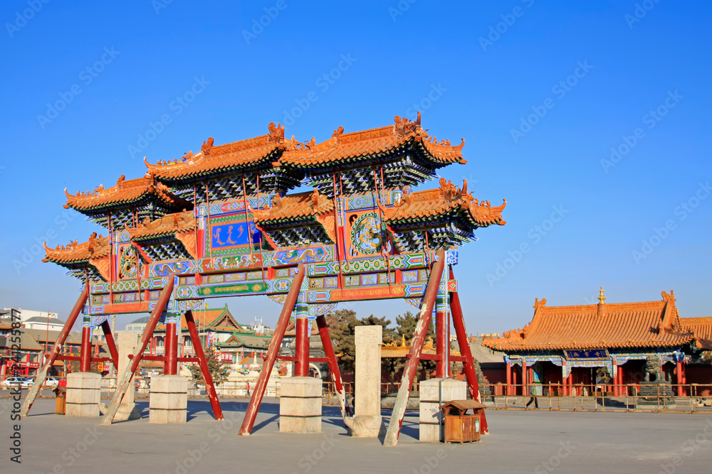 Fototapeta premium memorial archway landscape architecture in the Dazhao Lamasery, Hohhot city, Inner Mongolia autonomous region, China