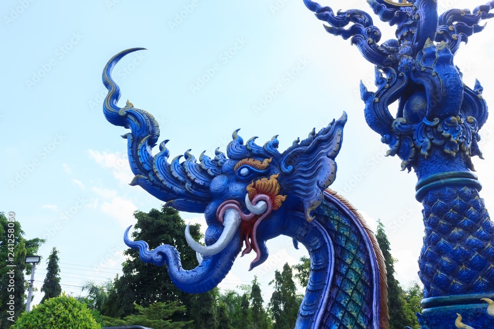 Fototapeta premium Beautiful Naga statue in Thai temples