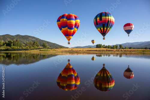 Foto hot air balloons