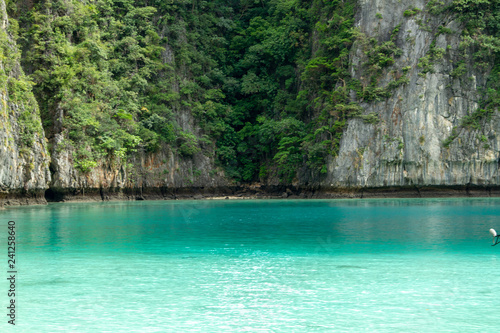 The unpopulated island around Phi Phi