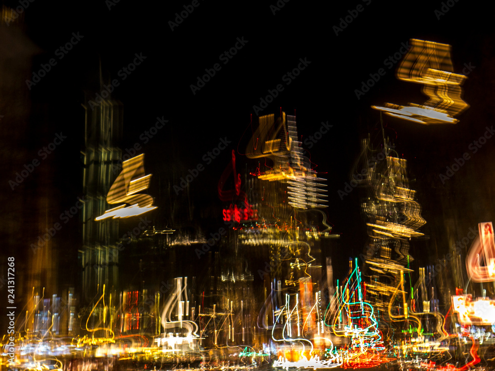 Fototapeta premium sailing through the city night