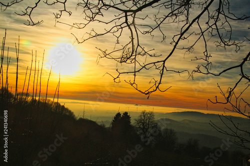 Sonnenuntergang am Schaumberg im Saarland