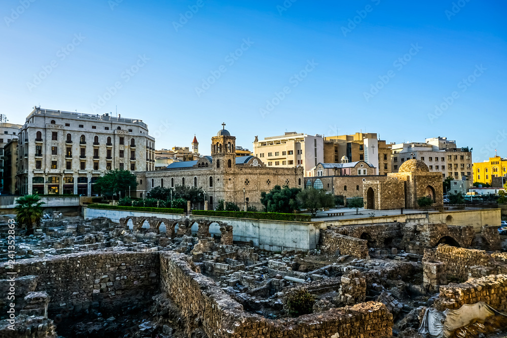 Beirut Roman Forum Ruins 04