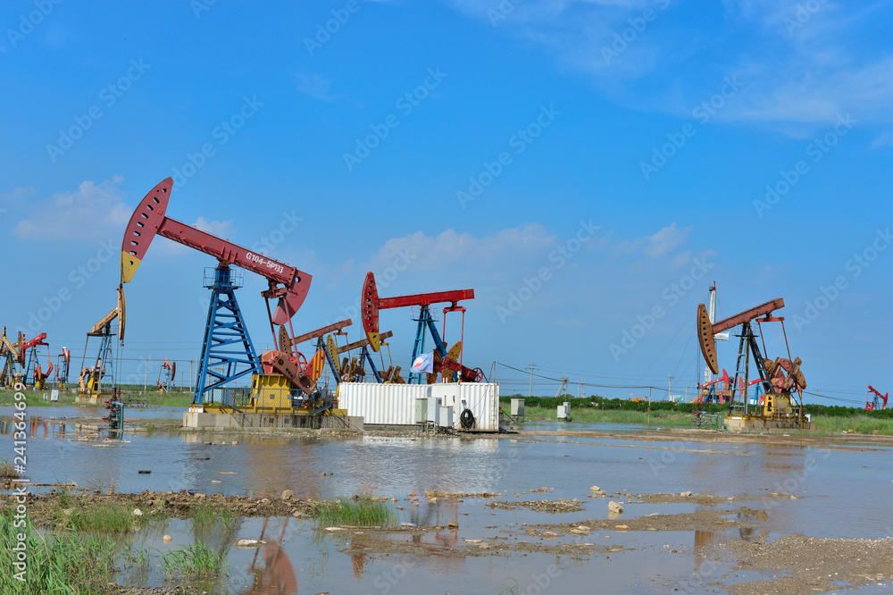 The oil pump The oil pump