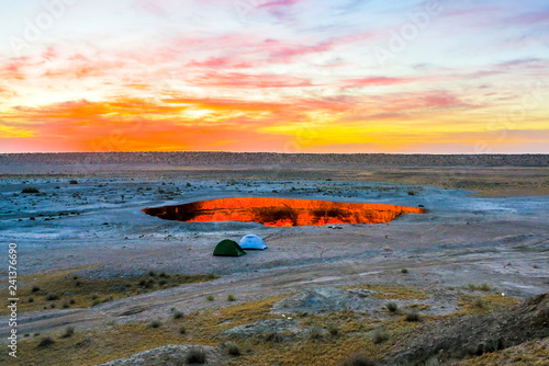 Obraz na płótnie Darvaza Gas Crater Pit 14 w salonie