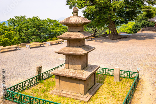 Three storied stone pagoda of Maneosa, Miryang
