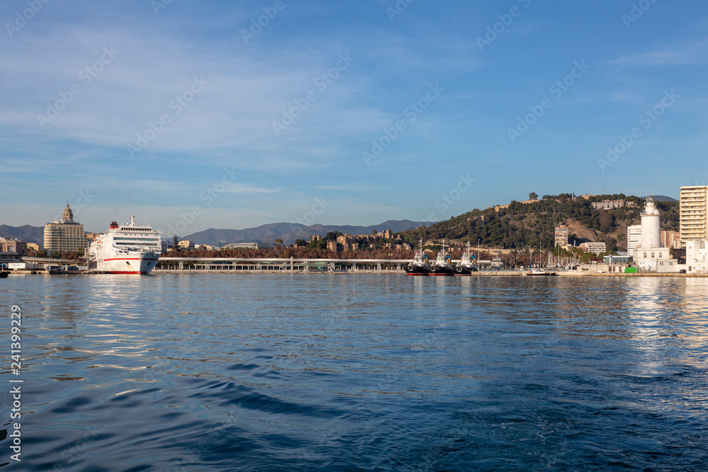 Ciudad de Málaga desde el puerto