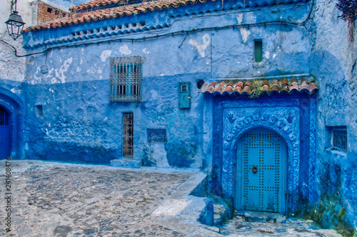 In the Medina of Chefchaouen, all the houses are painted blue, like the one we see in this image. An old house but beautifully decorated. Morocco. © juanorihuela
