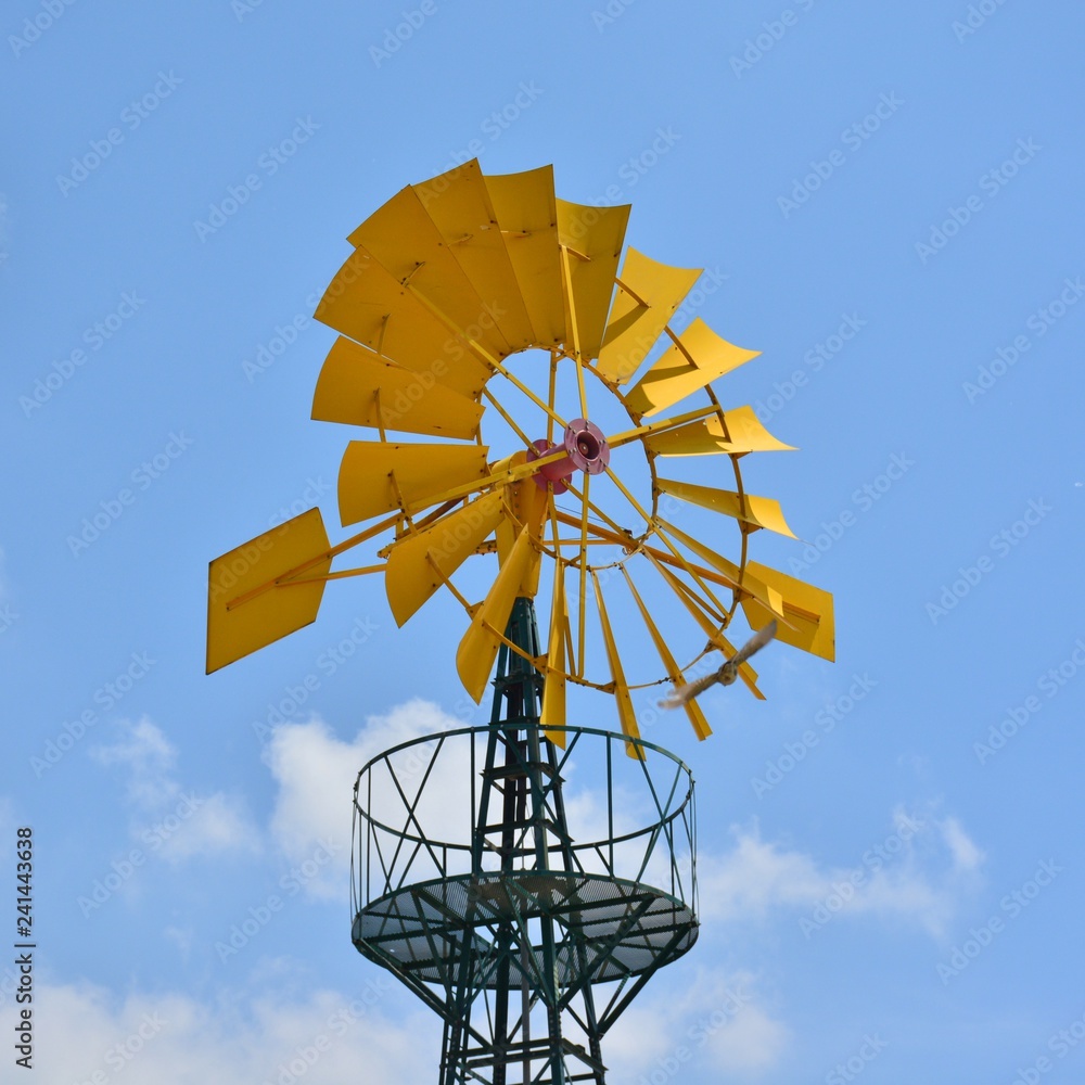 Molino de viento, bomba de agua