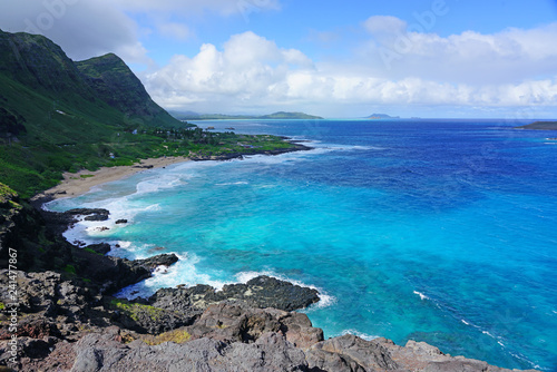 Landscape view of the shoreline and Pacific Ocean at Makapuʻu Point on the Eastern coast of Oʻahu, Hawaii