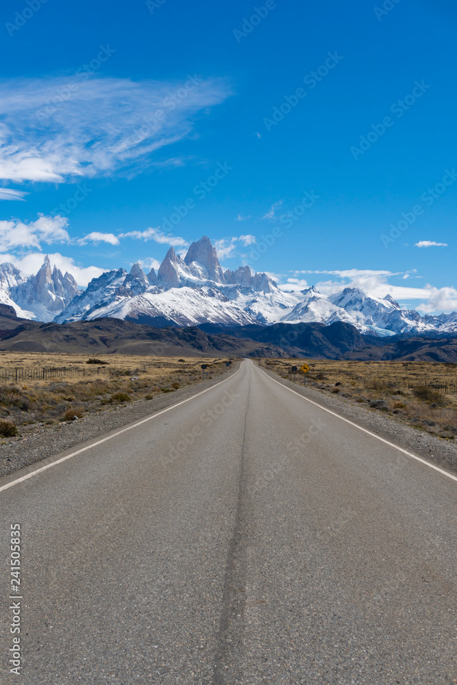 Road to Monte Fitz Roy in Argentina